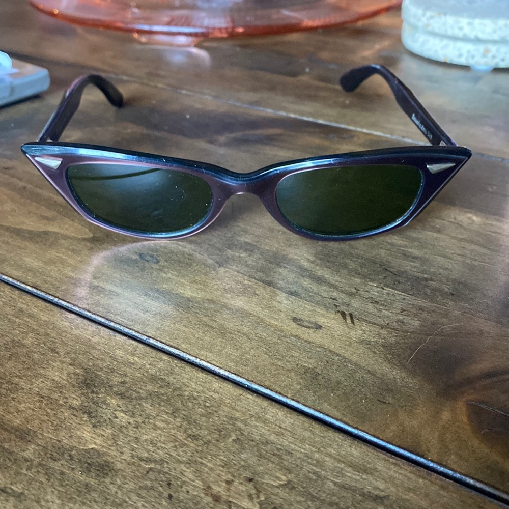 Vintage Bausch and Lomb cat eye glasses 5 1/2